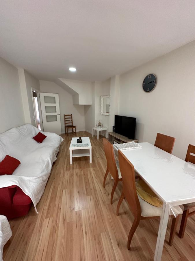 Apartamento Nuevo Duplex Santa Cruz de la Zarza Buitenkant foto